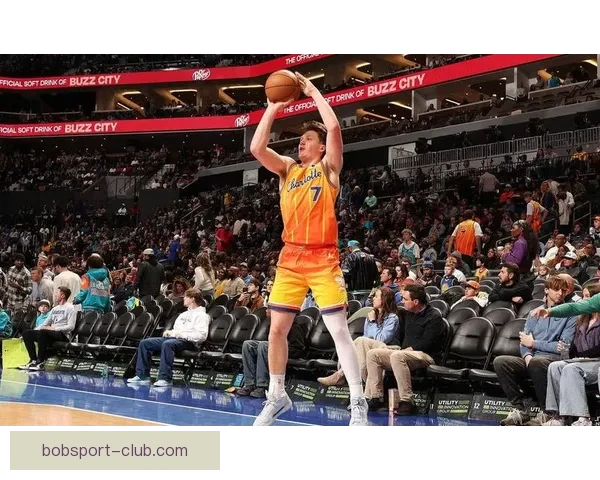 克努佩尔再创历史 成为最年轻单赛季命中250记三分的球员